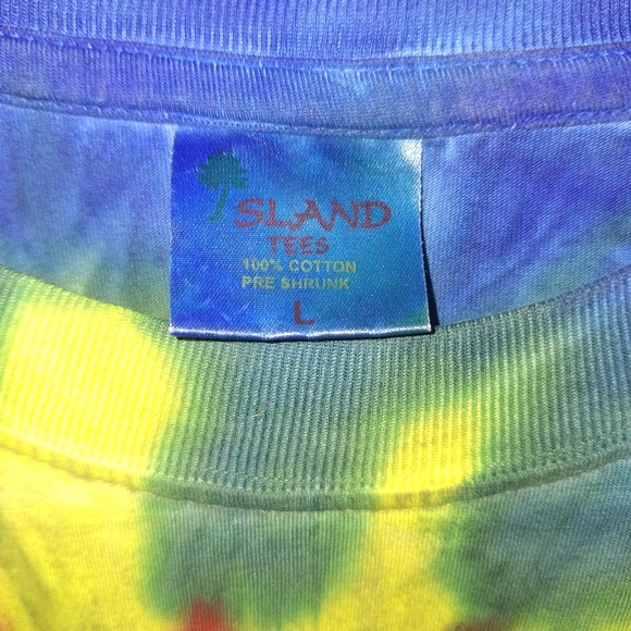 Island Tees Colorful Tie-Dye T-Shirt with "Smile Mon!" Jamaica Design In A Large - Picture 2 of 8